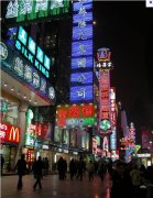 户外广告牌的材料和工艺